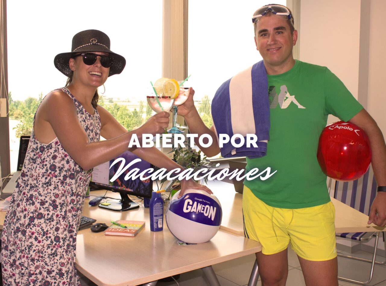 Abierto por Vacaciones Closemarketing