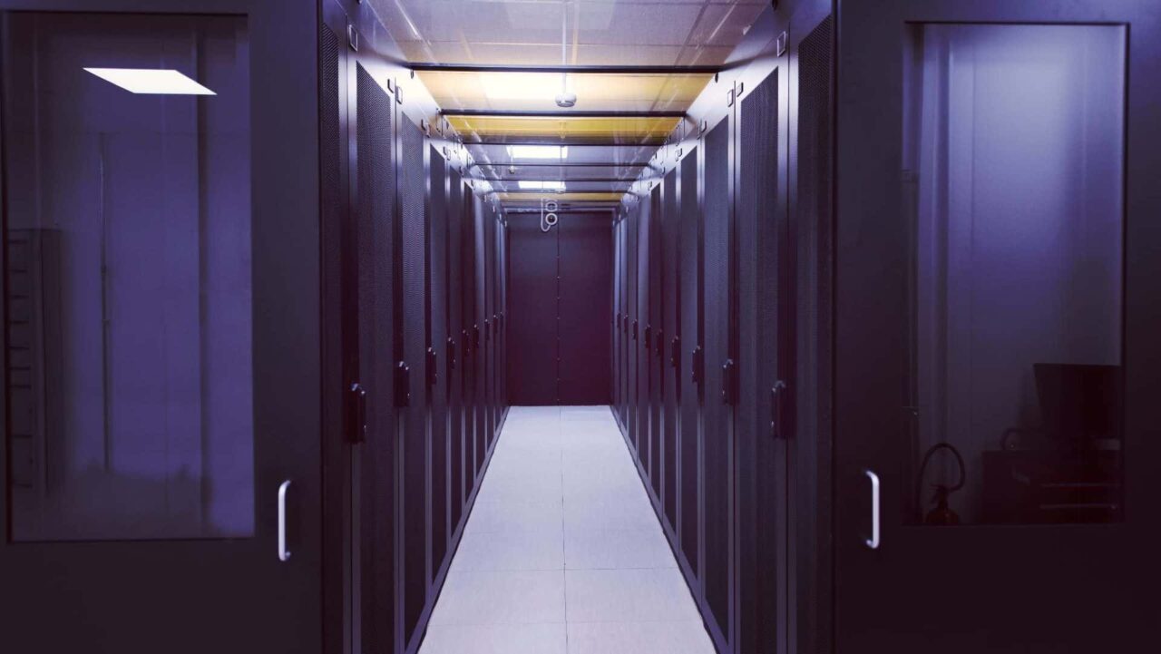 Cropped Servidores Cloudflare 1.jpg